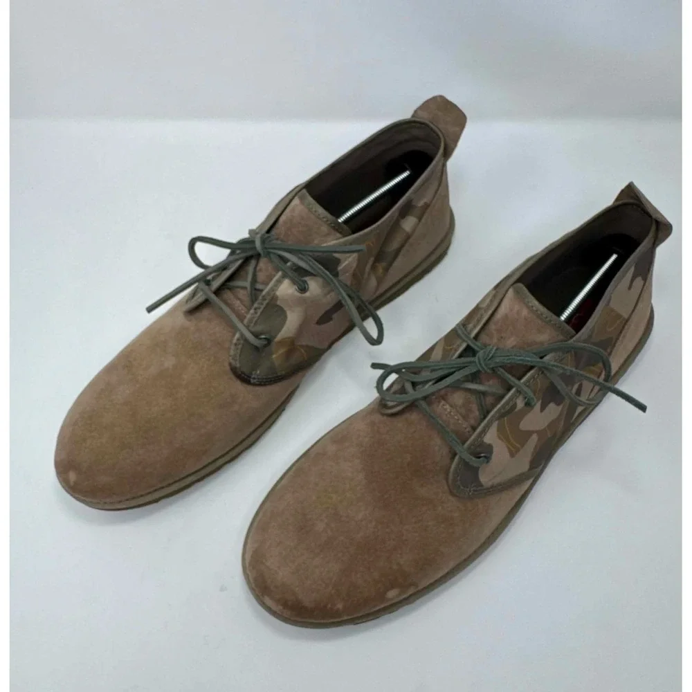 UGG **new without